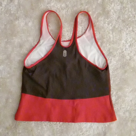 Women's Nike Dri-Fit Run Top, Size L - Picture 2 of 4